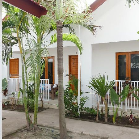 Rumah Side Apartment Gili Trawangan Bagian luar foto
