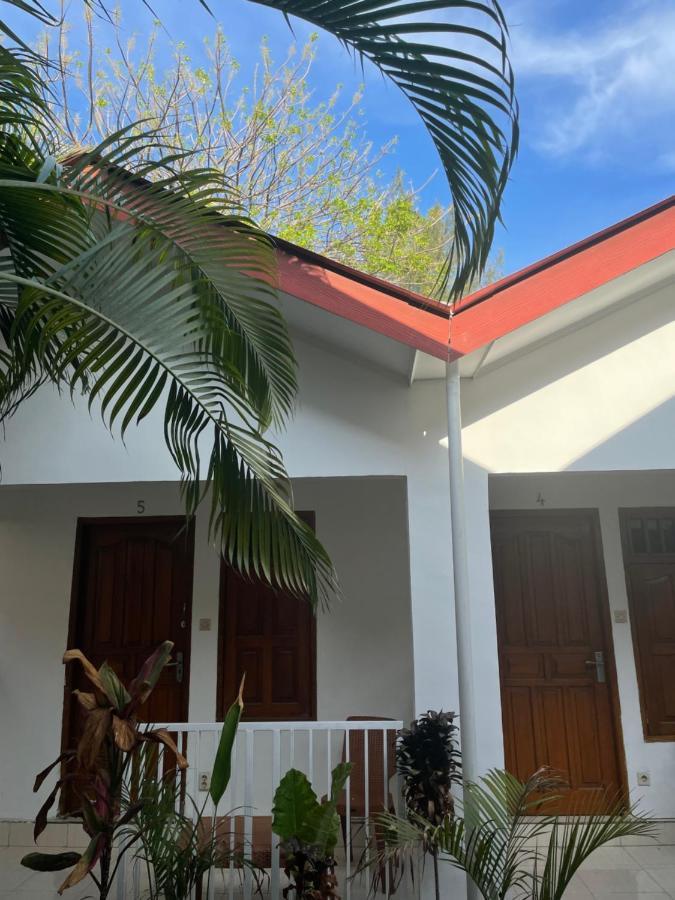 Rumah Side Apartment Gili Trawangan Bagian luar foto