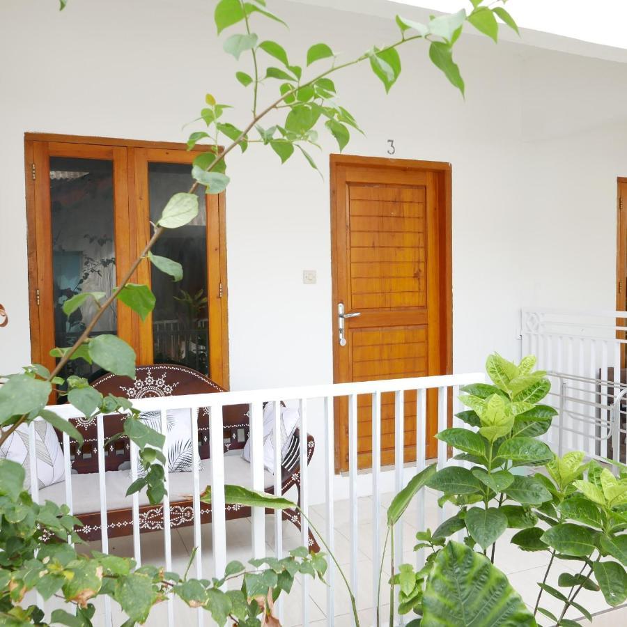 Rumah Side Apartment Gili Trawangan Bagian luar foto