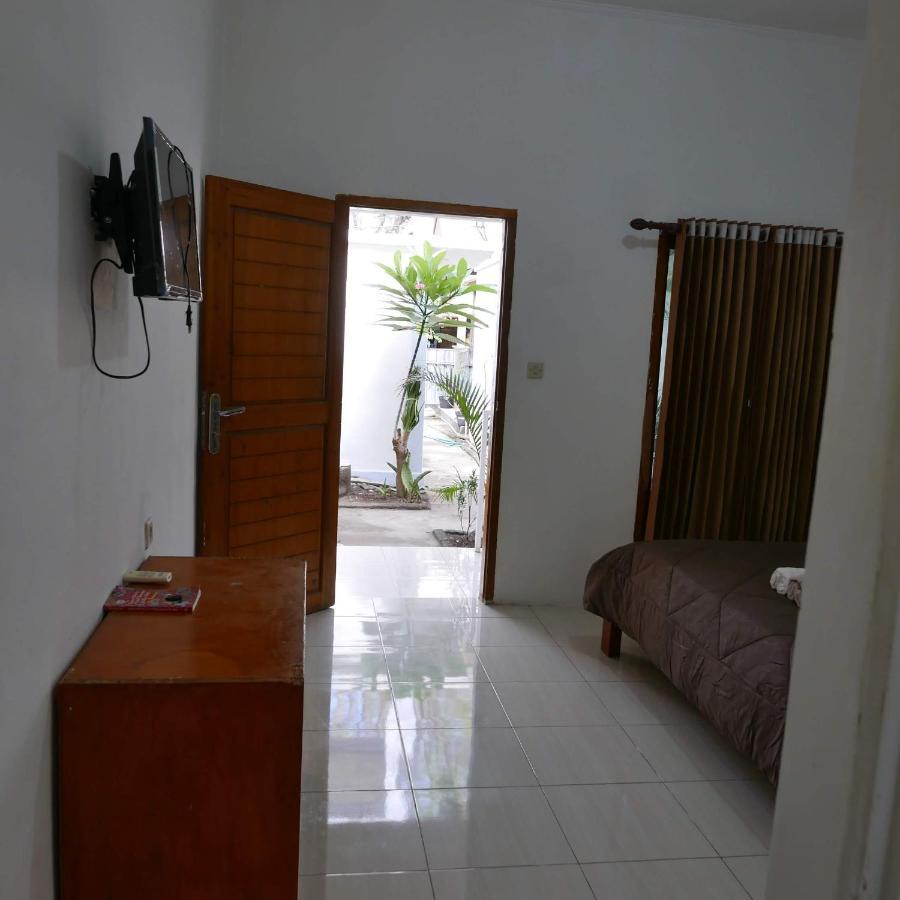 Rumah Side Apartment Gili Trawangan Bagian luar foto