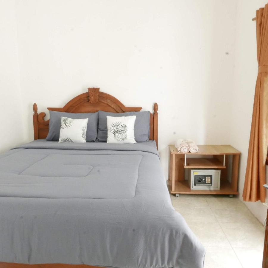 Rumah Side Apartment Gili Trawangan Bagian luar foto